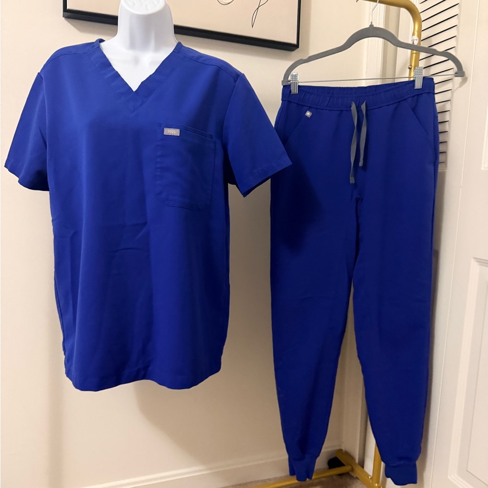 Blue Figs Scrub Set